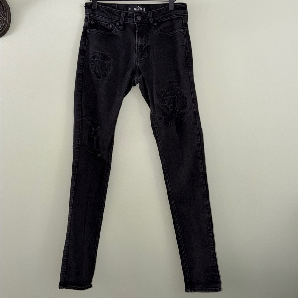 Hollister stacked skinny advanced stretch intentionally distressed front W29 L32